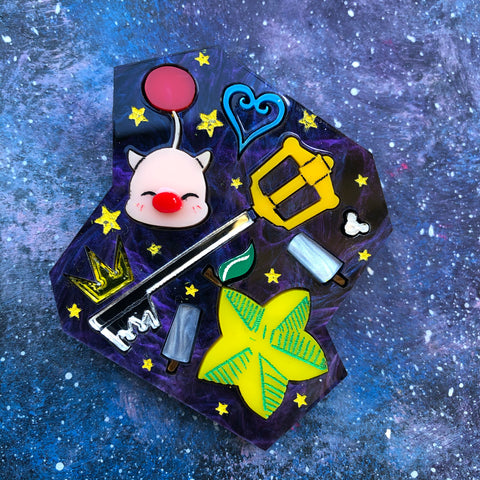 KH Acrylic brooch